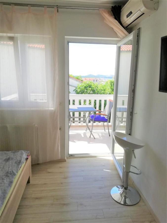 Apartments Janja Муртер Екстер'єр фото