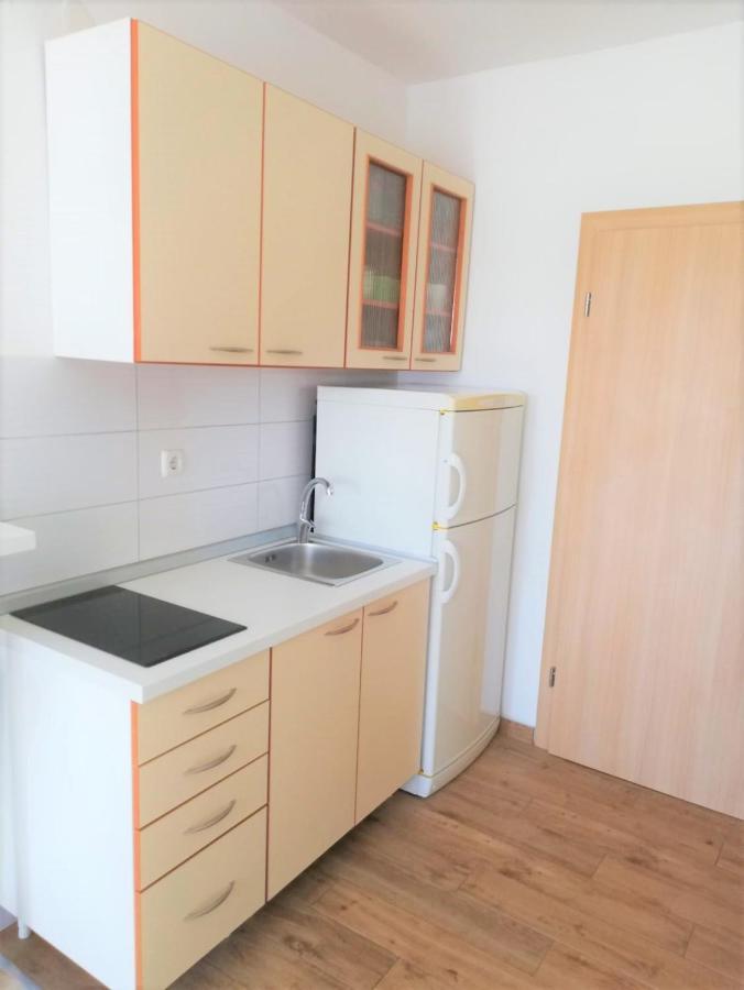 Apartments Janja Муртер Екстер'єр фото