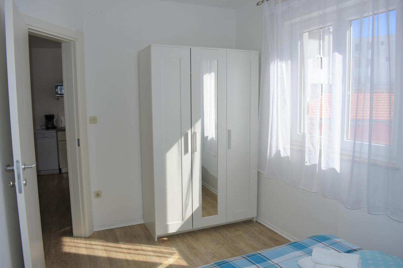 Apartments Janja Муртер Екстер'єр фото