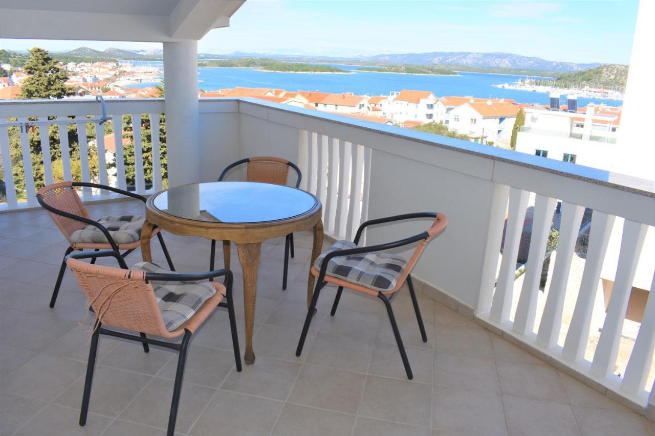 Apartments Janja Муртер Екстер'єр фото