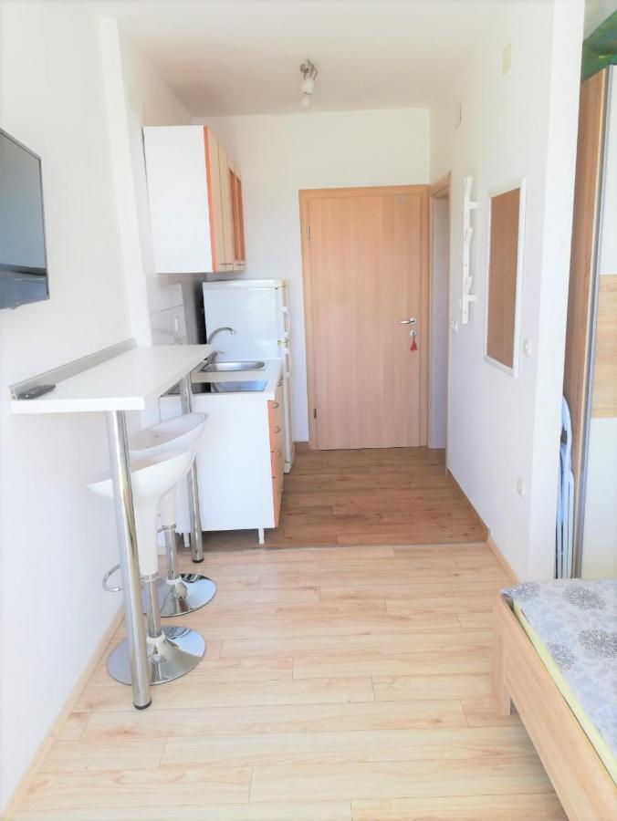 Apartments Janja Муртер Екстер'єр фото